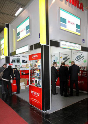 A continuous flow of buyers come to LVSUN booth